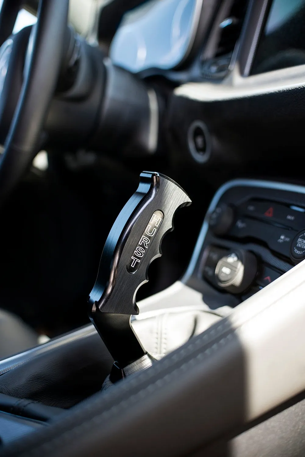 HURST BILLET/PLUS PISTOL GRIP SHORT THROW SHIFTER 2009-2022 Dodge Challenger, all models with 6-speed transmission. Part # 3916120 - Image 4